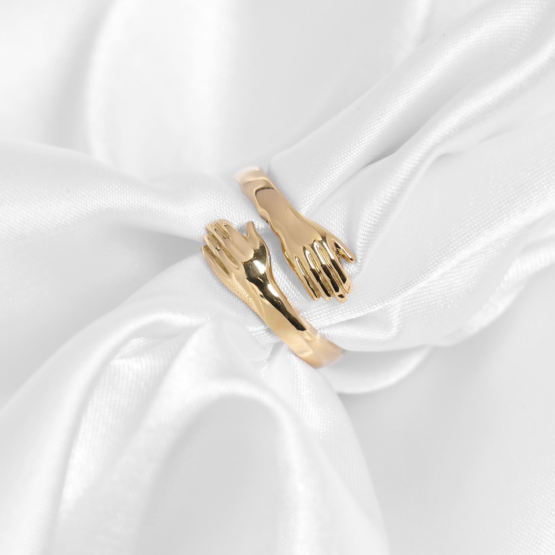 18K Gold PVD Stainless Steel Hug Ring / KSS0002